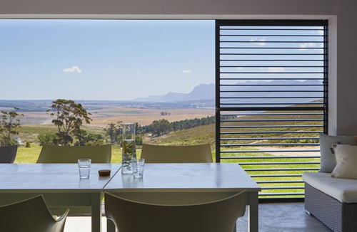 Stanford House | HaesFarm