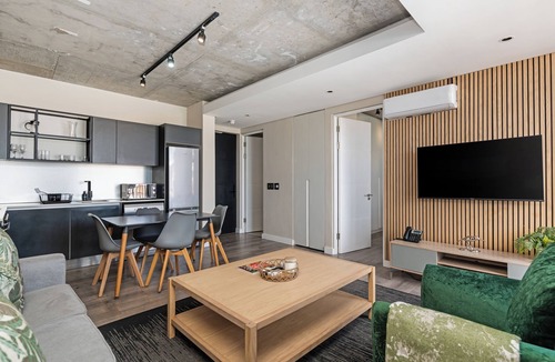 Cape Town City Centre Apartment | Harbourline Haven | Signature #304 | De Waterkant
