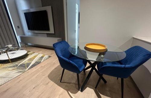 Kareeberg Apartment | Havana at Ellipse Waterfall