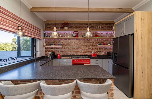 Vermont Apartment | Havn House | Vermont Villa | Pool & Sea Views