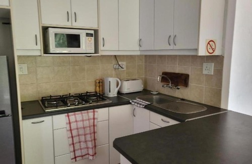 Westcliff Apartment | Hermanus Beach Club-Garden Flat