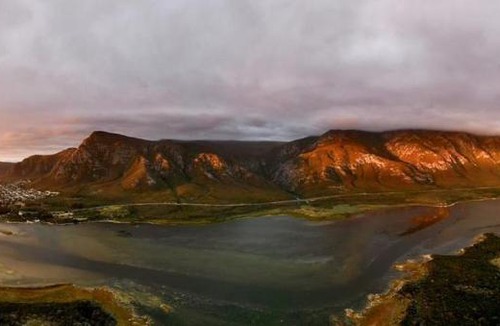 Voelklip Resort | Hermanus Lagoon Paradise
