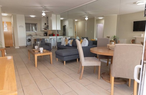 Lagoon Beach Apartment | Holiday Apartment Lagoon Beach
