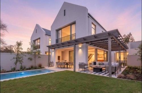 Constantia House | Holiday Canva