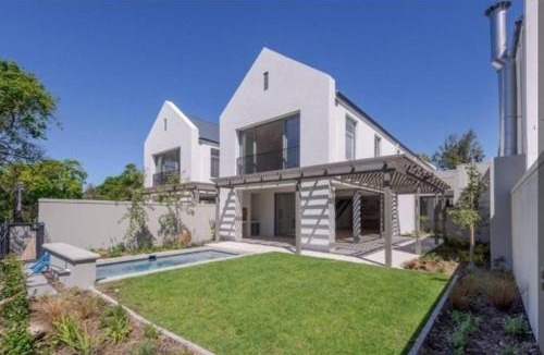 Constantia House | Holiday Canva