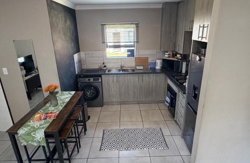 Potchefstroom Apartment | Honeyberry