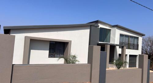 Thohoyandou House | House 292 On The Hill Nandoni