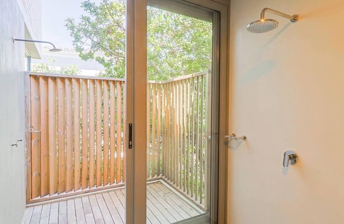 Onrus Apartment | House Fynbos | Onrus Sea & Mountain View Villa