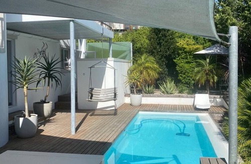 Audas Estate House | House with a view of Tafelberg/Helderberg and False Bay — Online tour available