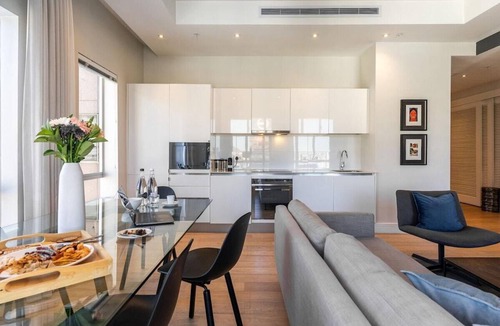 Cape Town City Centre Apartment | In the heart of Cape Town, Pool - Skyline Apt 2112