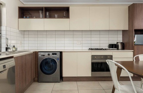 Century City Apartment | Intaka Island Getaway | 2 Bedroom Apartment
