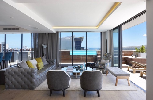 Green Point Apartment | Jade D'Luca - a stylish 3 bedroom apartment