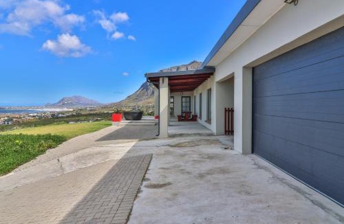 Betty's Bay House | Jock's View