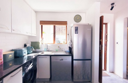 St. James Apartment | Kalk. Beachfront Residence in Kalk Bay