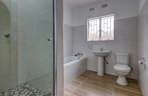 Kempton Park House | Kempton kingdom