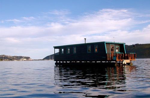 Knysna Boat Rental | Knysna Houseboat Myrtle