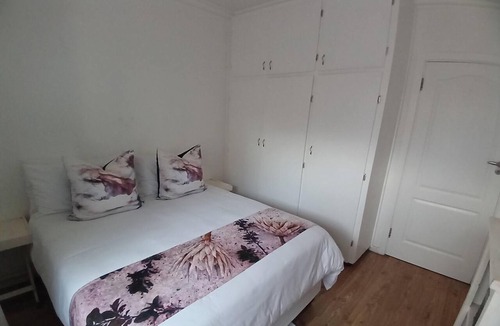 Berea House | Kori Viv - Delightful 3- bedroom house suitable for family