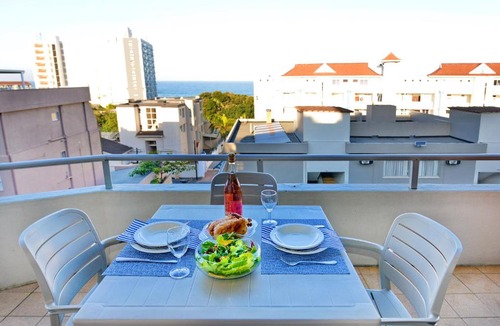 Margate Beach Apartment | Kridzil Holiday Apartments by MyResorts