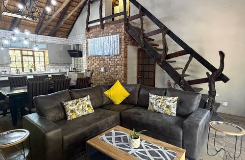 Marloth Park House | La Bella Vita Luxury Bush Escape Near Kruger National Park