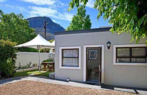 Franschhoek Apartment | La Rochelle Cottage