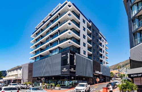 Sea Point Apartment | Latitude Aparthotel by Totalstay