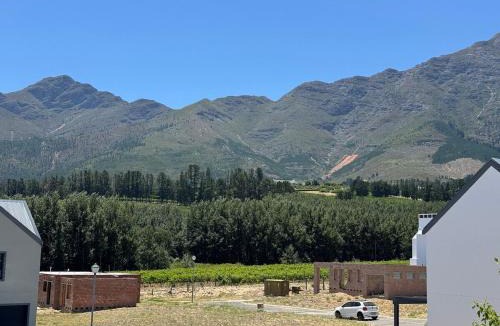 Franschhoek Apartment | Le Bourgette 28 Misty Wink