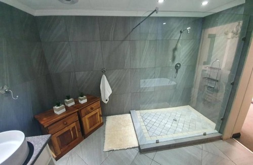 Ga-Segonyana Cabin | Leach Lodge