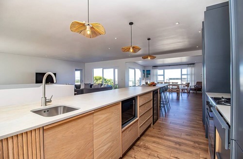 Voelklip Apartment | Legacy House | Sea and mountain views | Voelklip