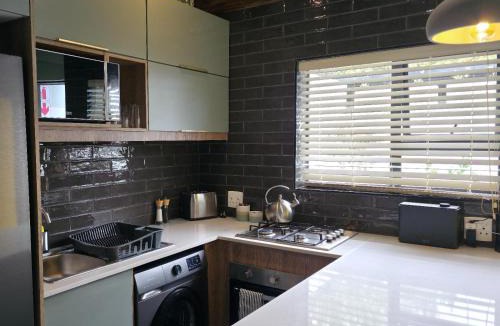 Secunda Apartment | Leipoldt Self-Catering Accommodation