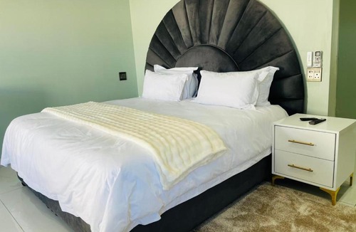 Umzimvubu House | Lifestyle Villas