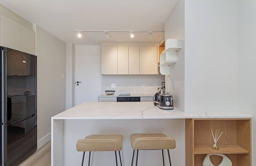 Three Anchor Bay Apartment | Light and Modern | Designer Sea Point Gem