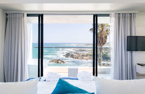 Camps Bay Hotel | Living Hotel Lions Eye