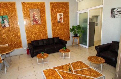 Cape Town Cabin | Lodge Luxe, Cozy Bedrooms, Free WiFi, Robust Security