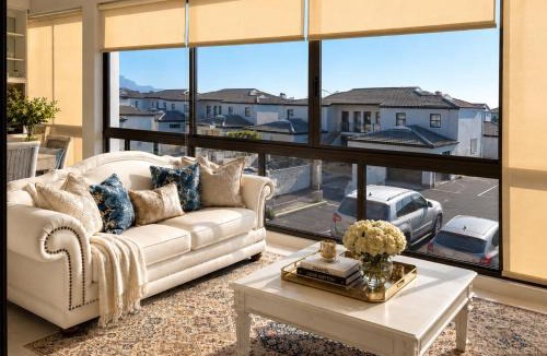 Big Bay Apartment | Lux At The Waves 2 Bed Secure Apartment Prime Location Big Bay