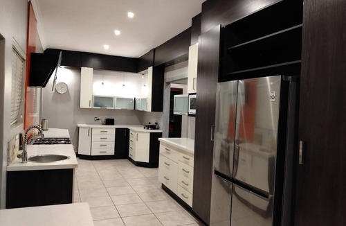 Springs House | Luxurious 5-bedroom House Rental in Springs, South Africa