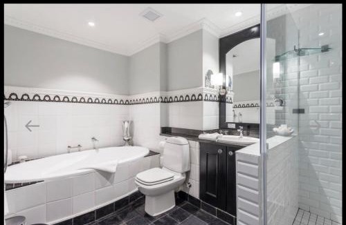 Cape Town Apartment | Luxurious Accessible Apartment with Stunning Views in Cape Town