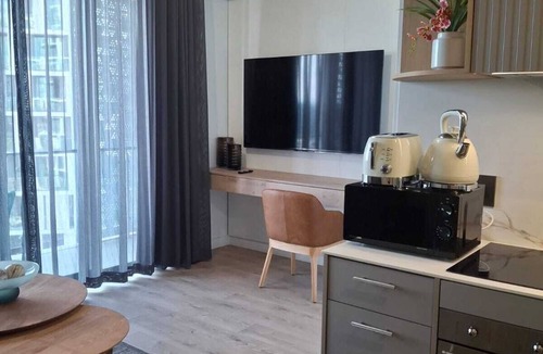 Menlyn House | Luxurious and Modern, Menlyn Maine Residences 825, Pretoria