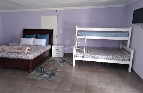 Alberton House | Luxurious Lodge Retreat in Ekurhuleni Johannesburg with Full Accessibility