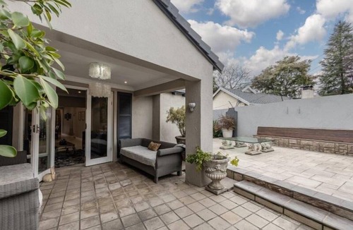 Greater Johannesburg Metropolitan Area House | Luxurious & Spacious Home in the heart of Sandton