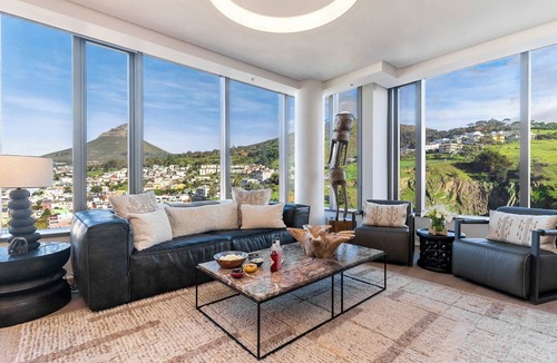 Bo'Kaap Apartment | Luxurious, Views, De Waterkant CPT -1509 on Strand