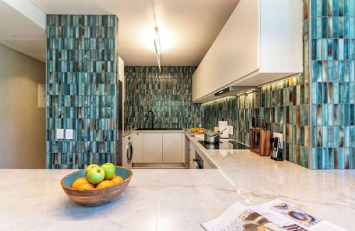 Bo'Kaap Apartment | Luxurious, Views, De Waterkant CPT -1509 on Strand