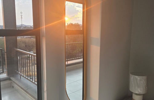 Greater Johannesburg Metropolitan Area Apartment | Luxury Apartment near Mall of Africa, Waterfall Estate, Midrand, Johannesburg