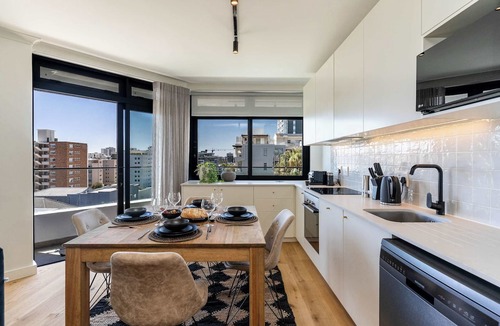 Sea Point Apartment | Luxury, City & Sea Views, Sea Point - Diamond Views Apt
