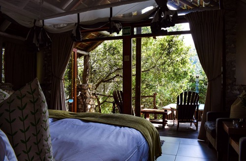 Overstrand Cabin | Luxury Nature lodge outside lovely Stanford for your getaway