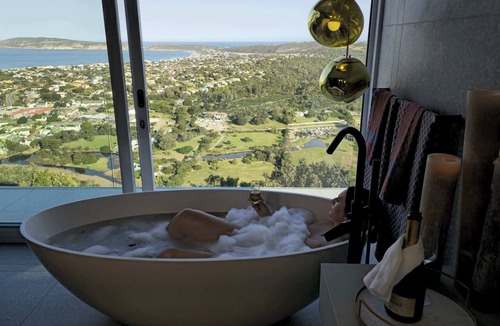 Plettenberg Bay House | Luxury Oceanfront Villa with Heated Pool, Beach Views & Ocean Views.