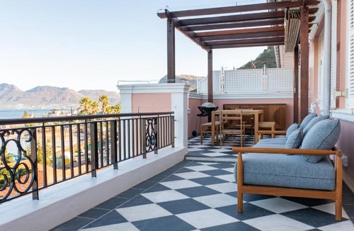 Kalk Bay Apartment | Majestic Penthouse