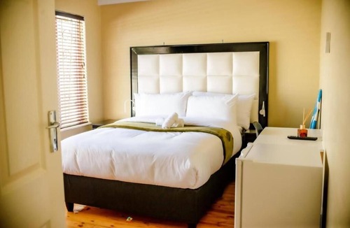 Kimberley House | Makay's Guests House