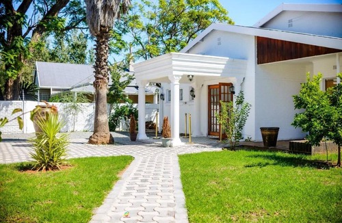 Kimberley House | Makays Guests House Kimberley