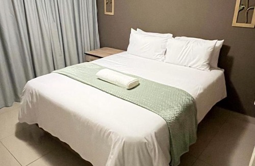 Lulwane House | Mashobs Villa & Suites