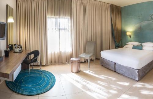 O.R. Tambo Hotel | Metcourt Emperors Palace